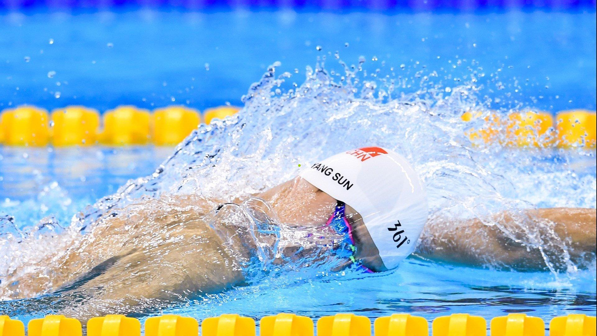 中国女足英勇击败韩国队，好样的拼搏精神闪耀绿茵场